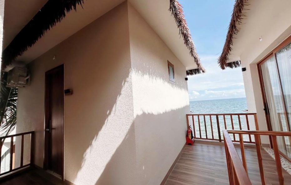 Lamer Sea View Room