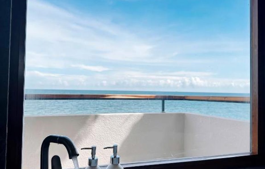 Lamer Deluxe Sea View Room