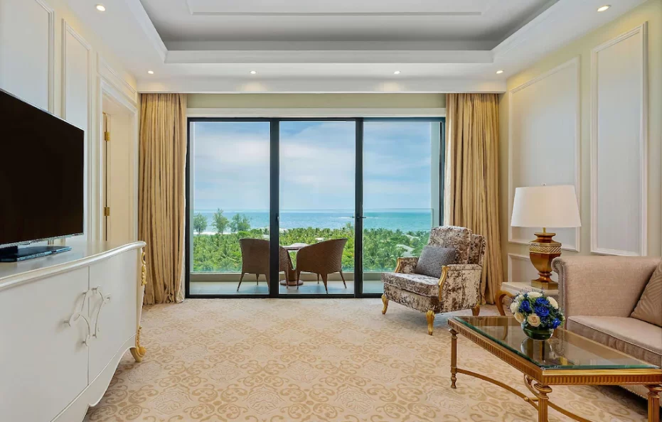 Sea View Suite
