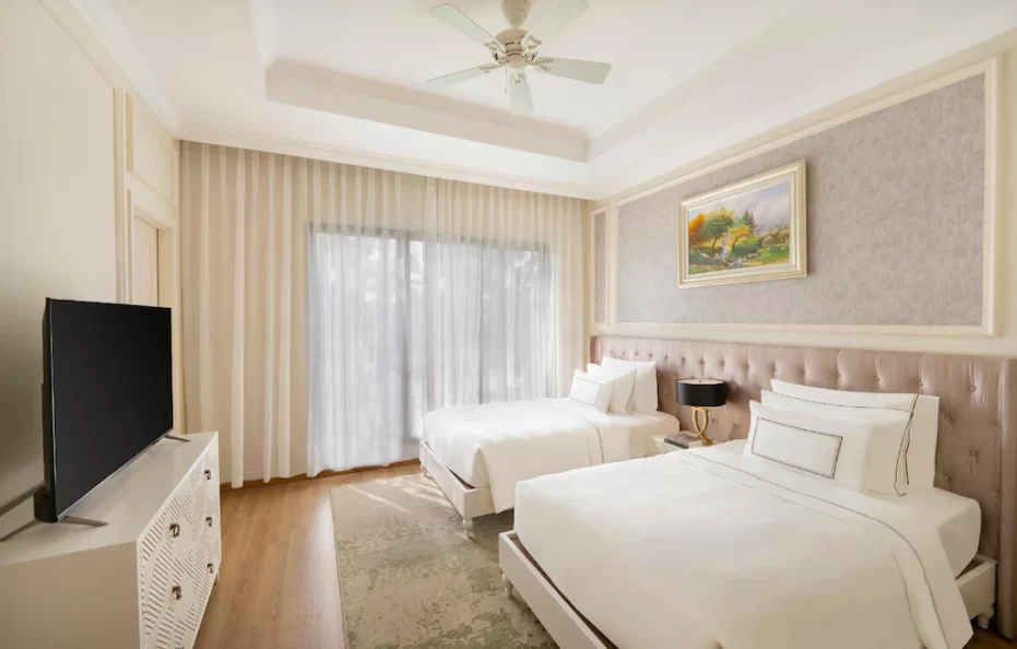 3-Bedroom Villa Garden View With Private Pool