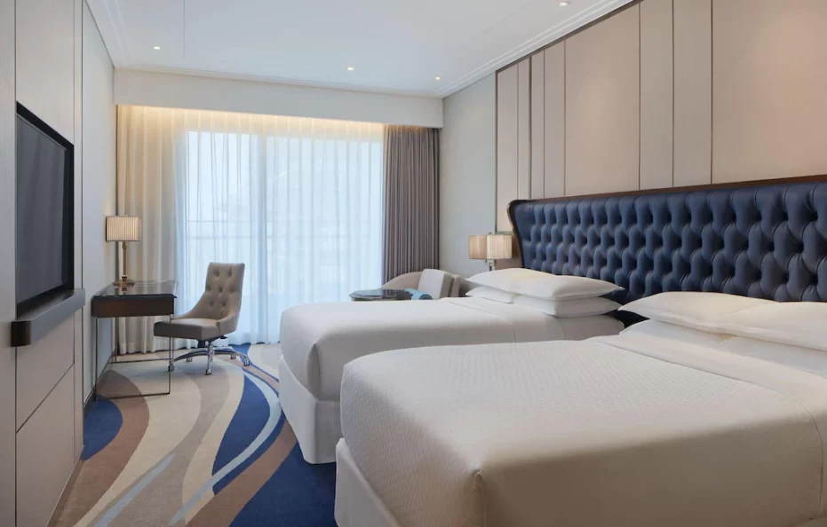 Deluxe Twin Partial Ocean View