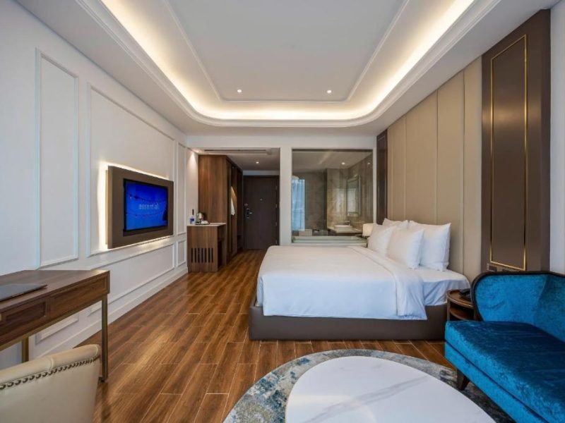 Superior Sea View King