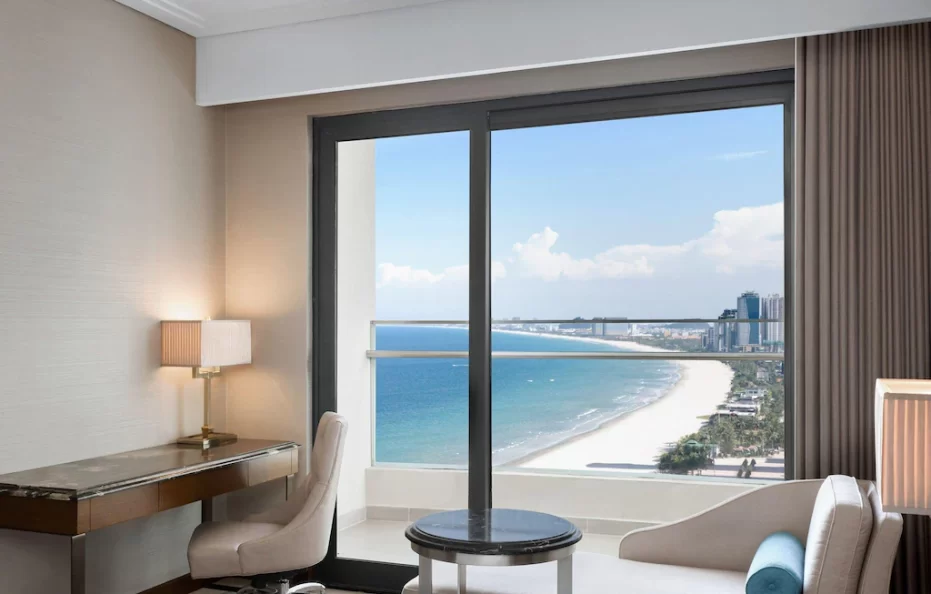 Panoramic Deluxe Twin Partial Coastal View