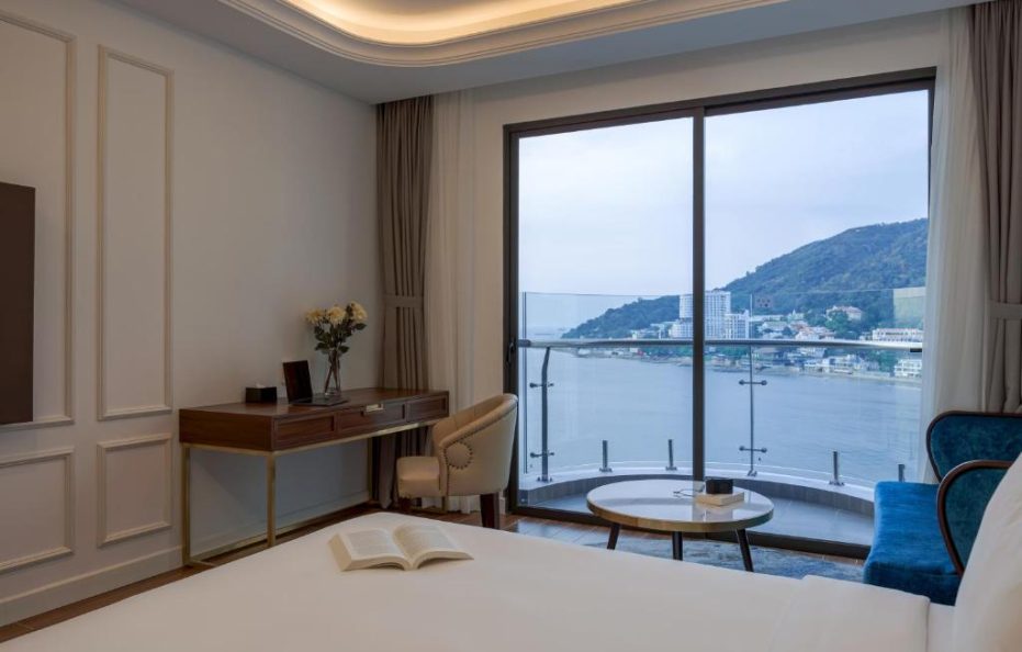 Premier Double Sea View King