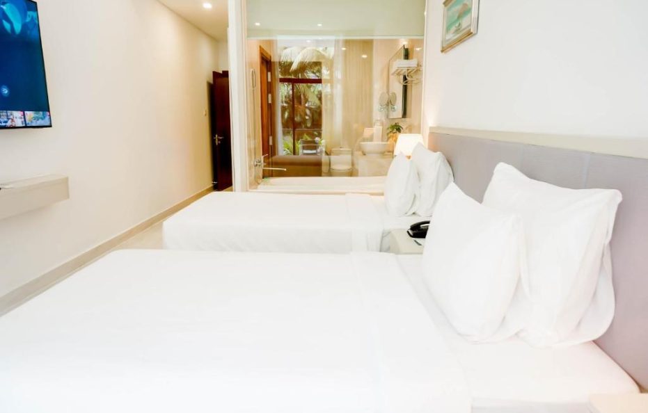 Costa Deluxe With Balcony