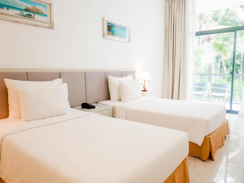 Costa Deluxe With Balcony