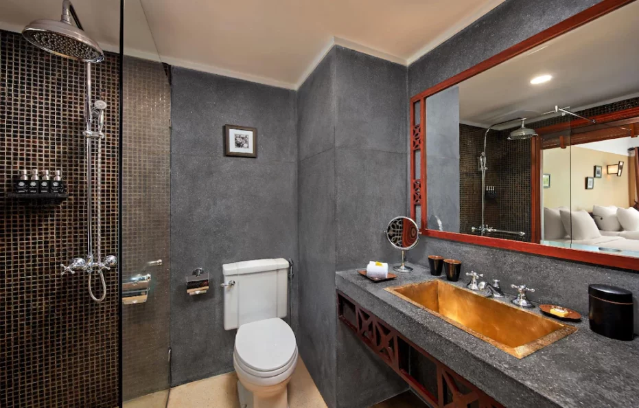 Deluxe Room with Window