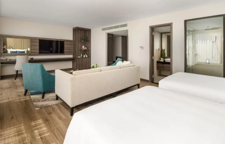 Executive Family Room