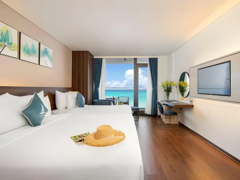 Grand Beachfront Triple Room