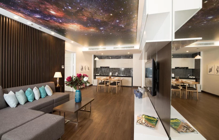 Two Bedroom Royal Penthouse with Cityview