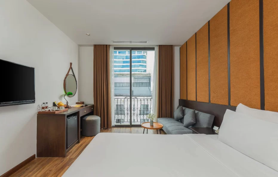 Deluxe Double with Balcony