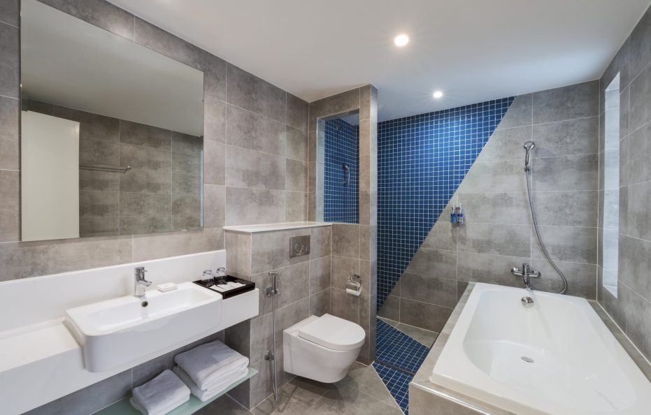 02 Bedroom Deluxe Club Suite Ocean View