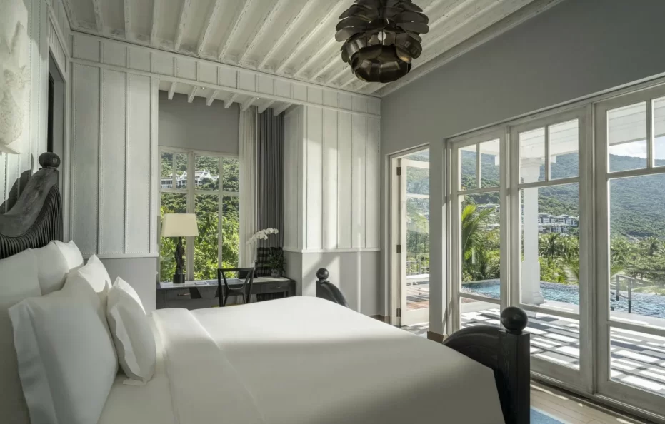 Three-Bedroom Bai Bac Bay Villa