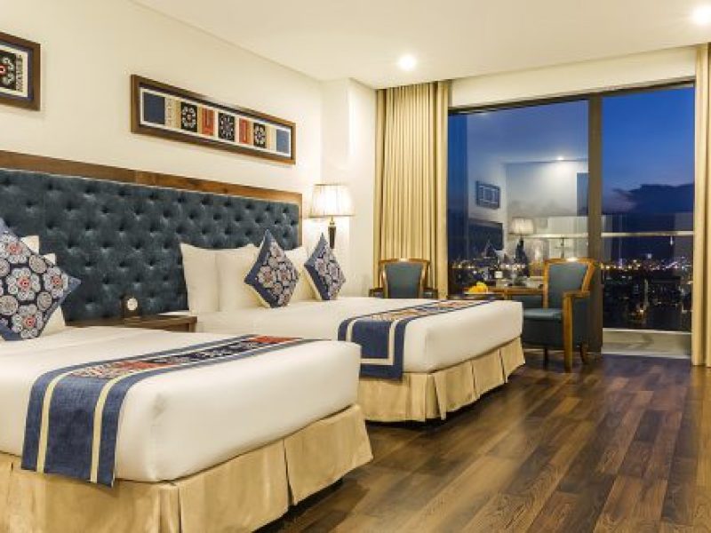 Balcony Triple Room with City View