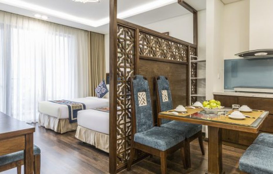 Balcony Studio Room with Cityview