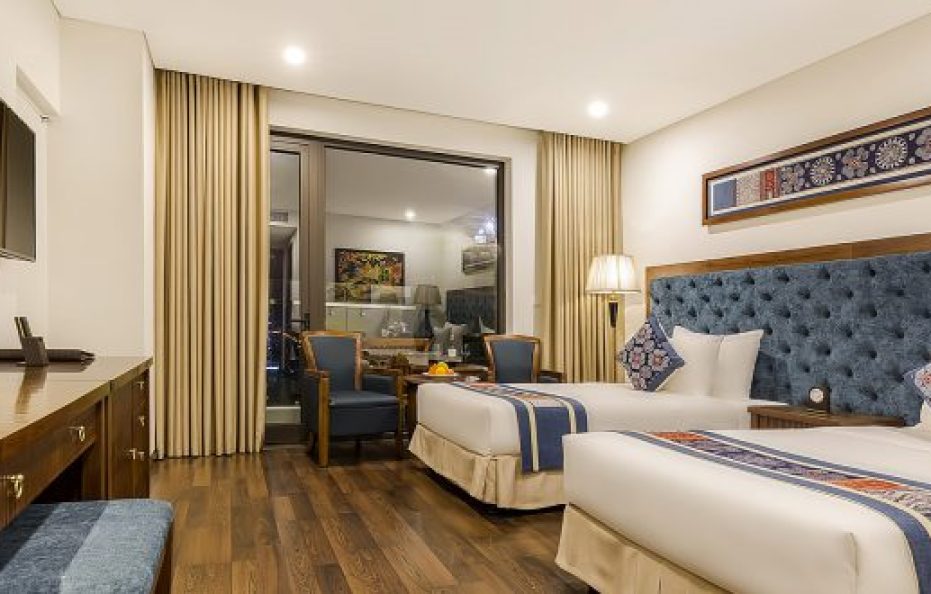 Balcony Superior Room with Cityview