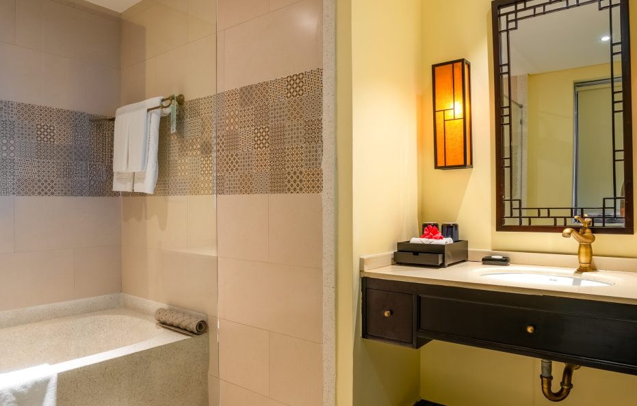 Deluxe Garden/ City View