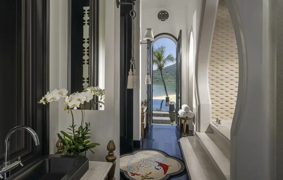 One-Bedroom Seaside Villa on the Beach