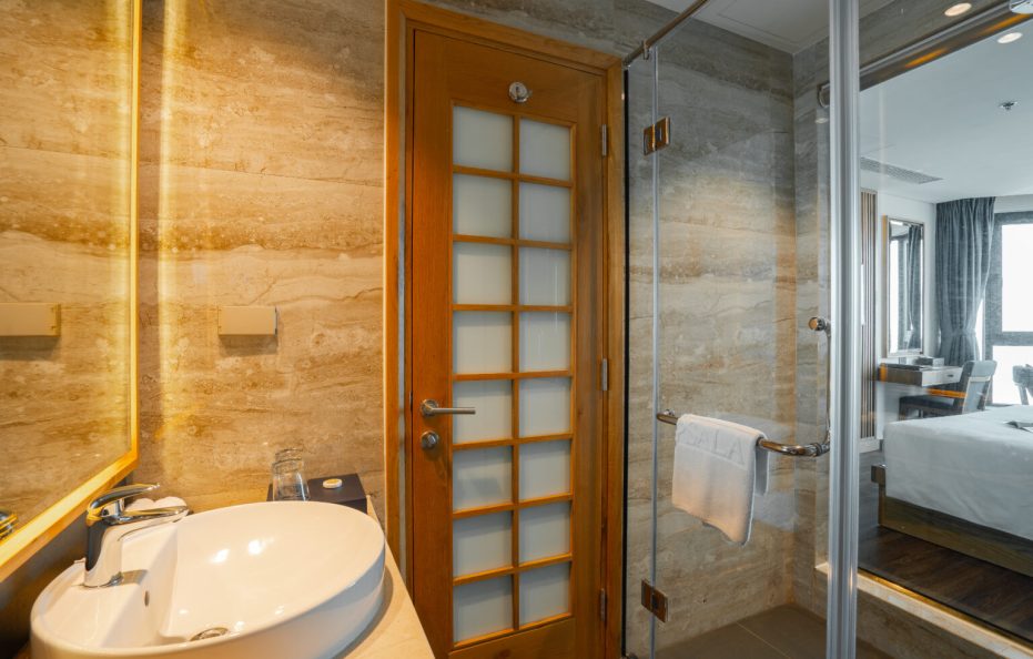 Superior Partial with Sea View