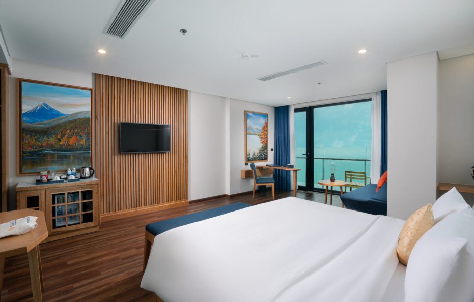 Suite Partial with Sea View