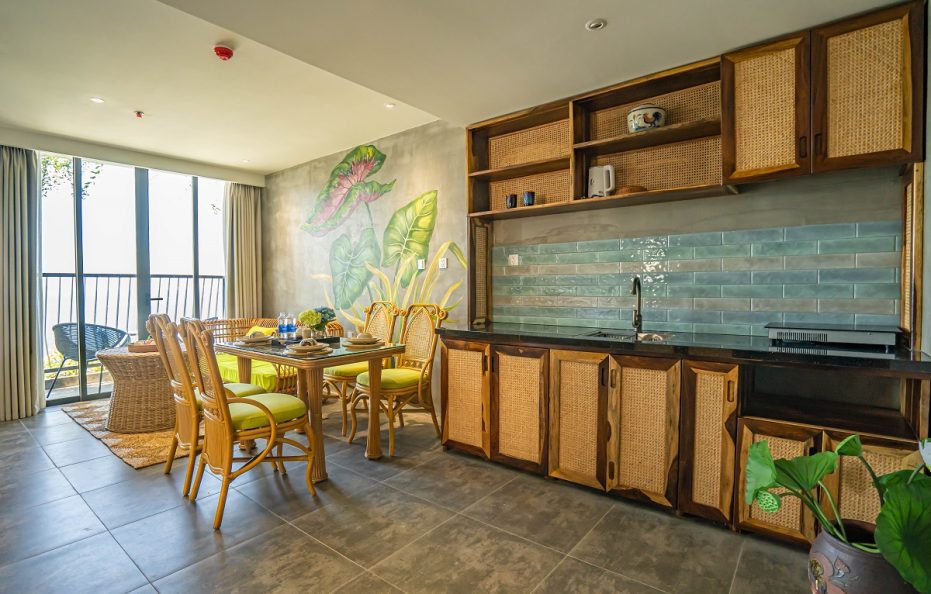 Wild Sunflower Breeze