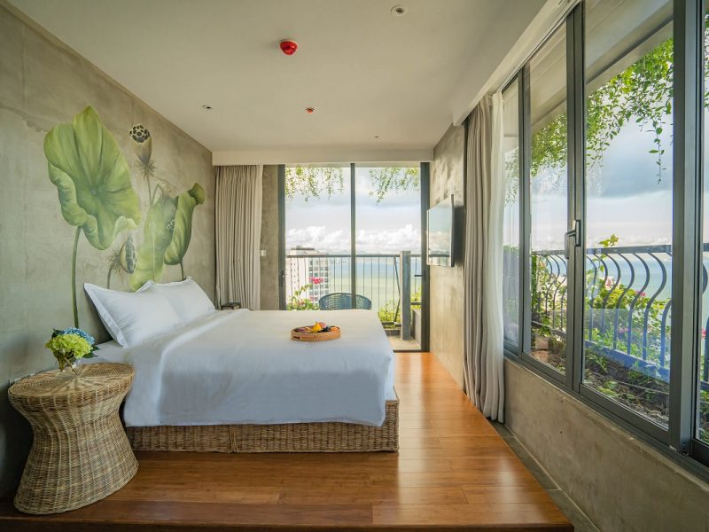 Wild Sunflower Breeze