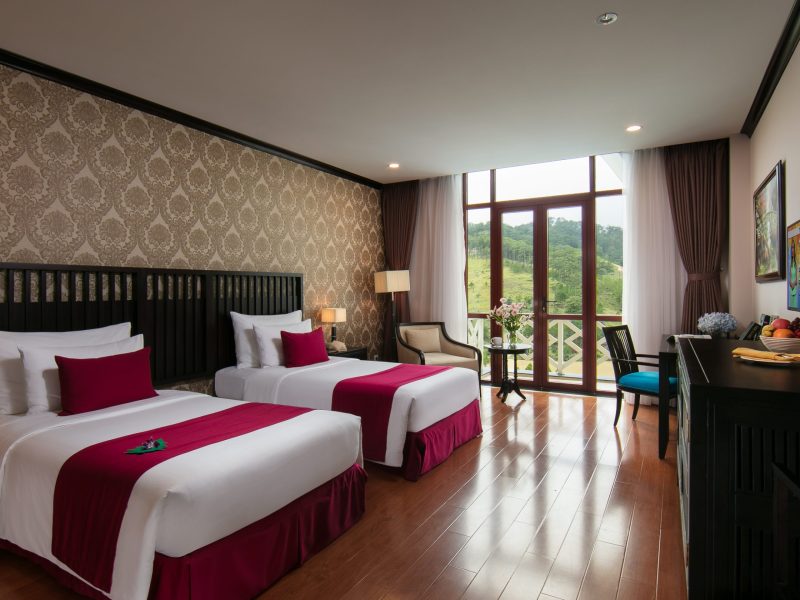 Deluxe Mountain View