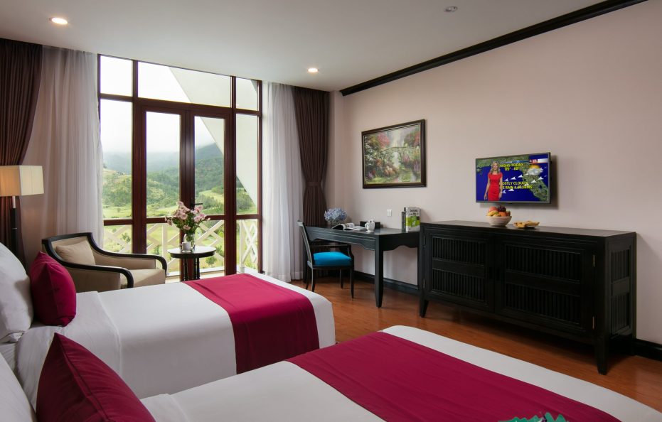 Deluxe Mountain View