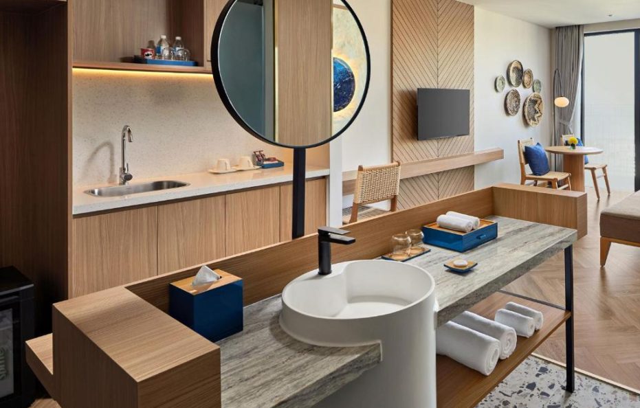 Seaview Studio Queen