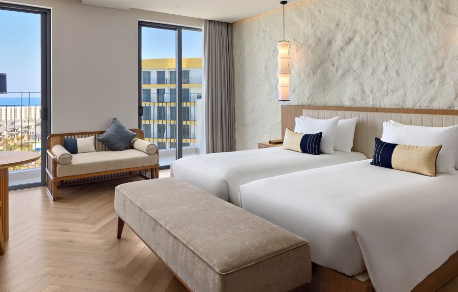 Seaview Studio Queen