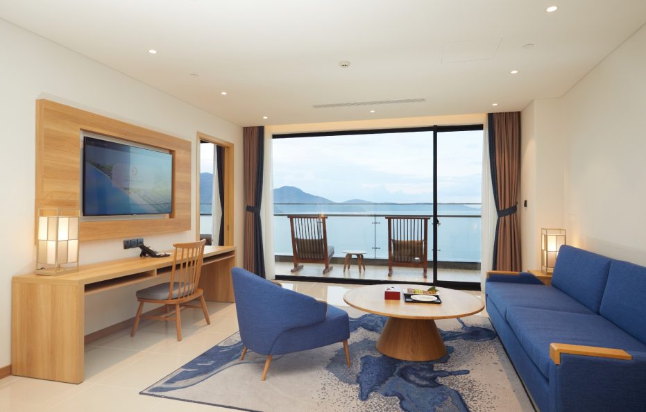 Senior Suite Ocean View Room