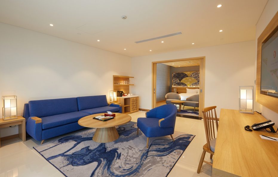 Senior Suite Ocean View Room