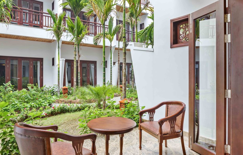 Garden Terrace King/Twin
