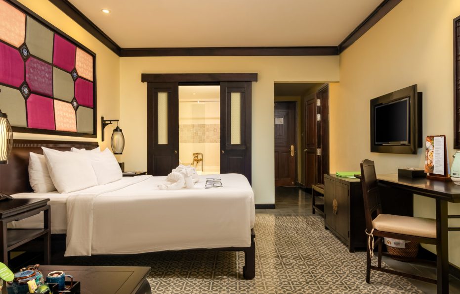 Family Suite with Balcony – Connecting Door