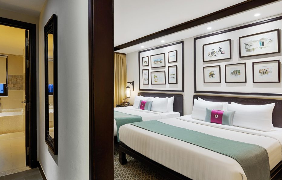 Family Suite with Balcony – Connecting Door