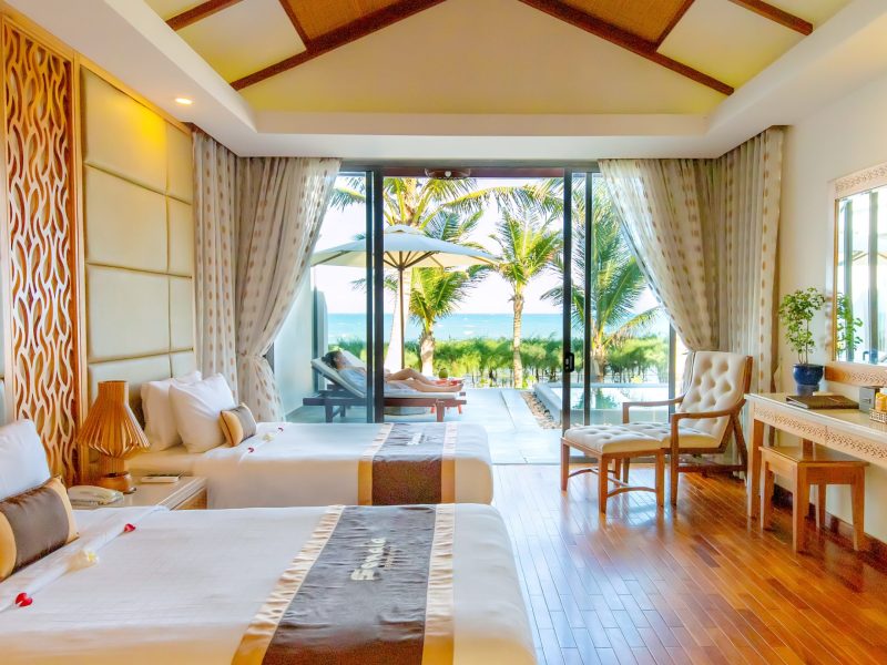 04-Bed Room Beach Front Bungalow