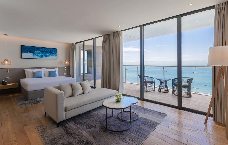 Junior Suite with Oceanview