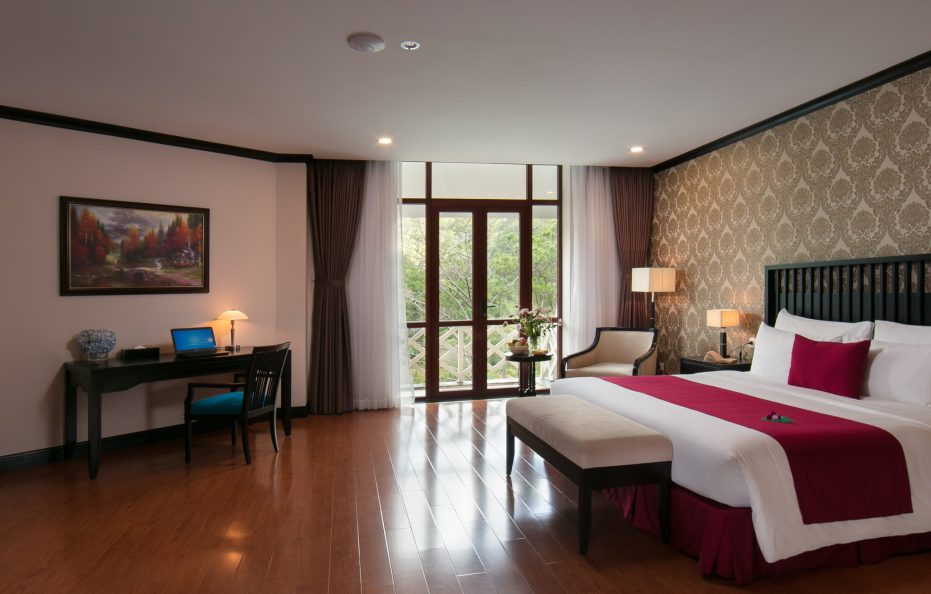 King Suite Mountain View