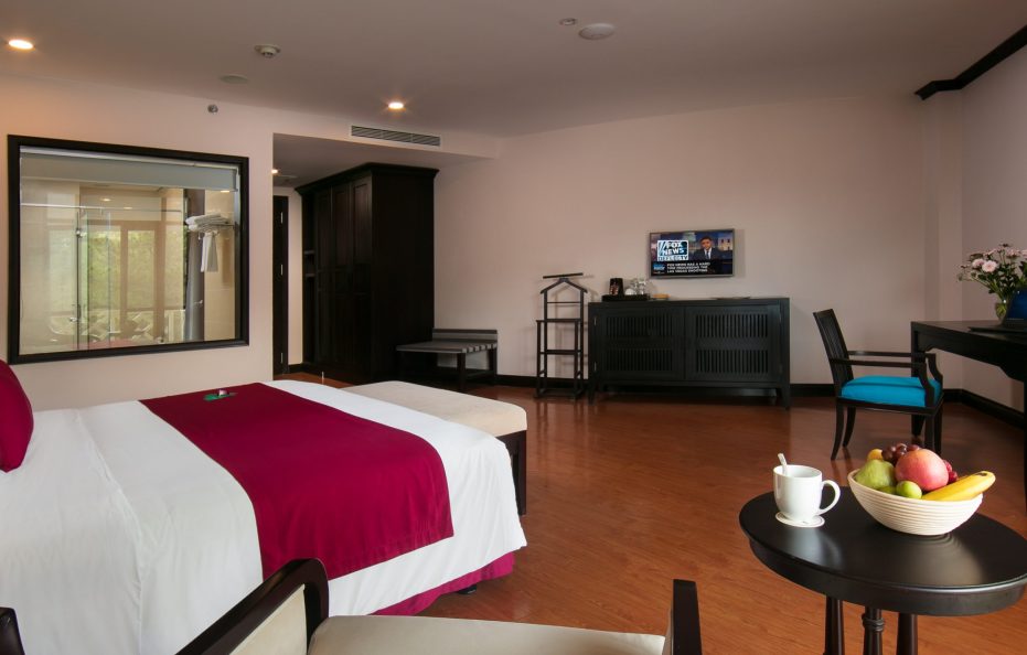 King Suite Mountain View