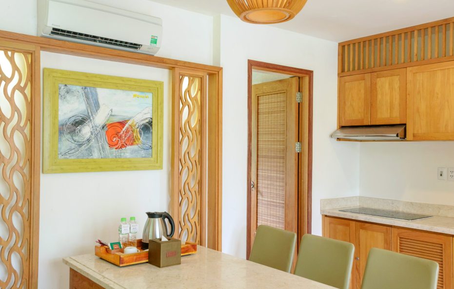 04-Bed Room Beach Front Bungalow