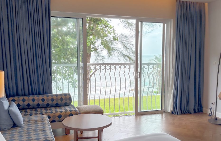 Deluxe King/Twin Beachside