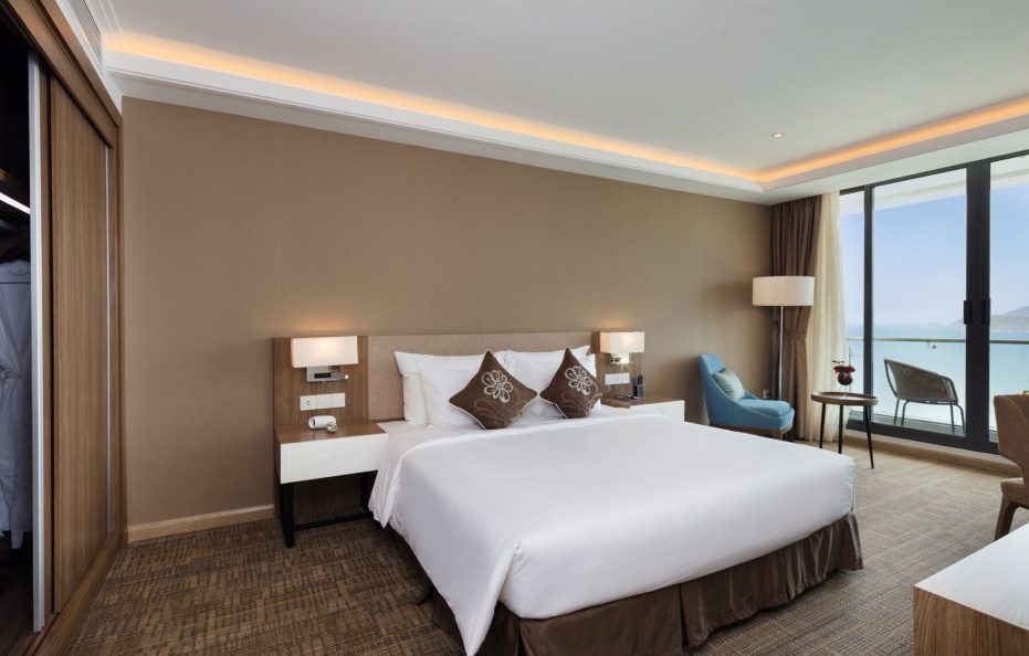 Comodo Luxury Suite Ocean View (3pax)