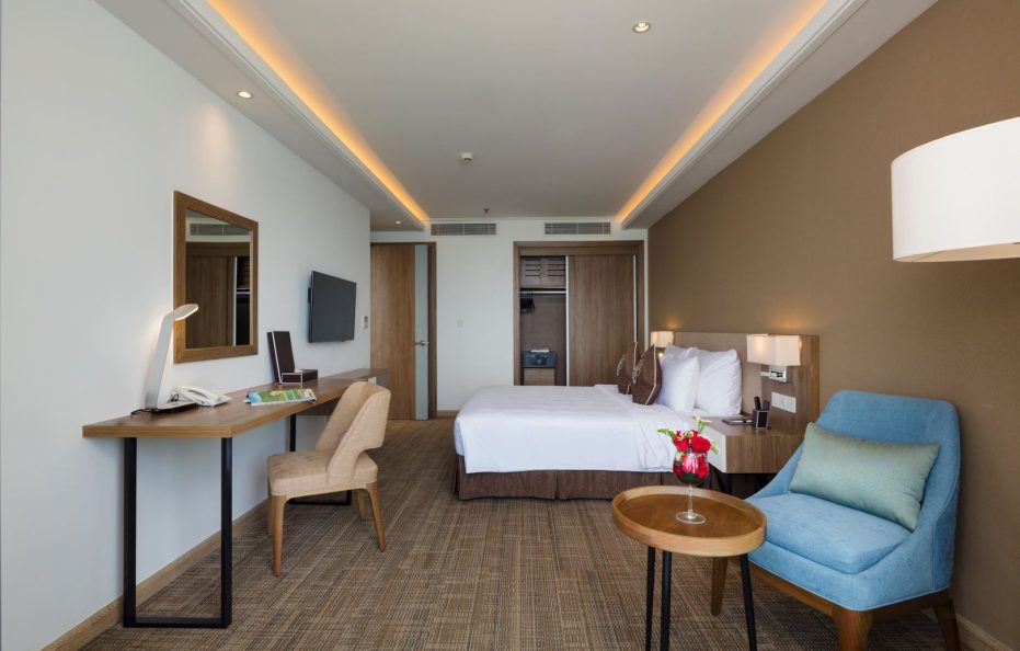 Comodo Luxury Suite Ocean View (3pax)
