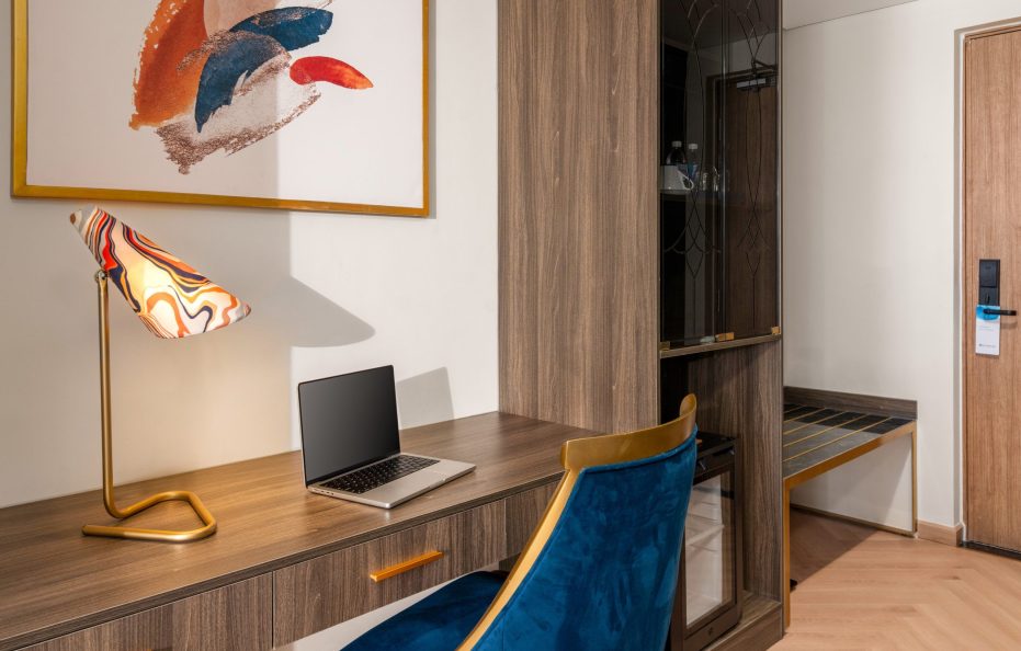 Seaview Studio Queen