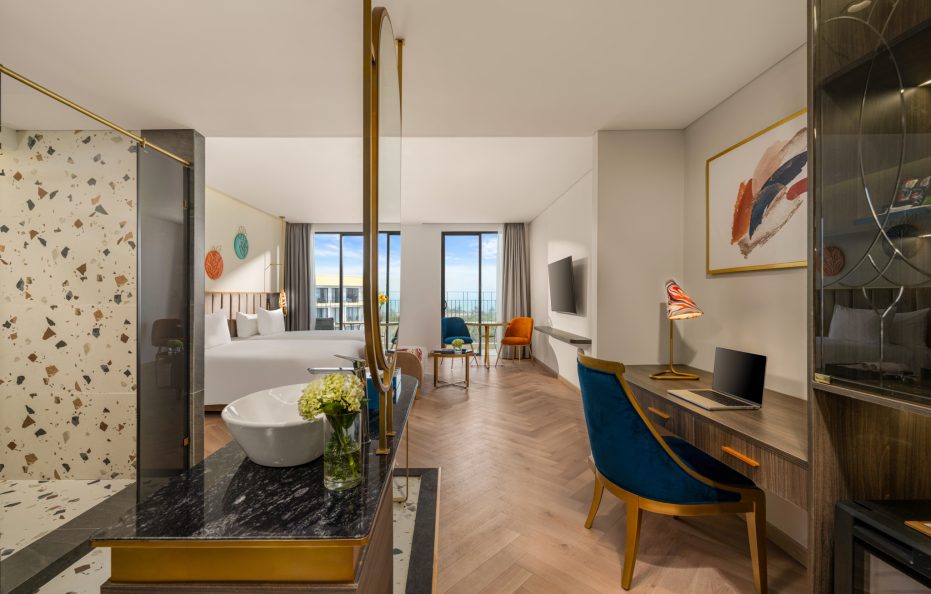 Seaview Studio Queen