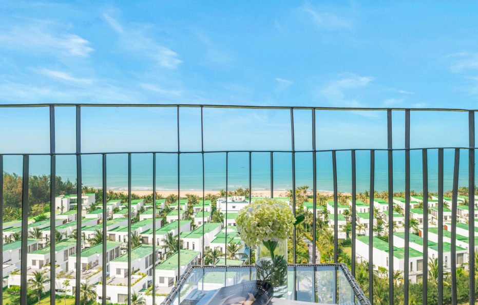 Seaview Studio Queen