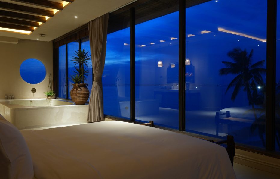 Premier Sea View