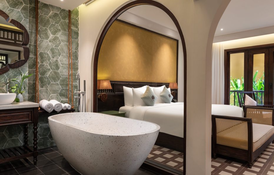 Signature Faifo Room