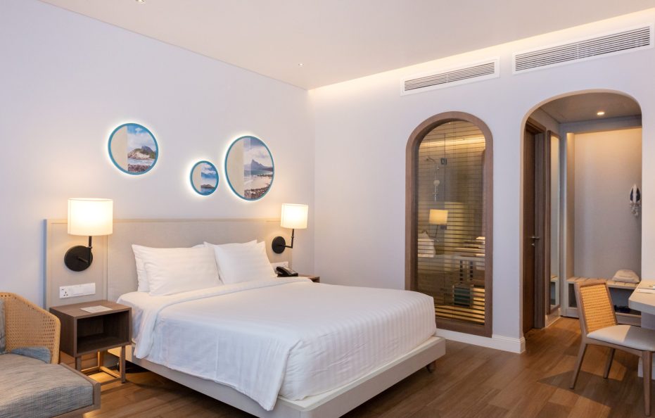 Standard Queen Hillside