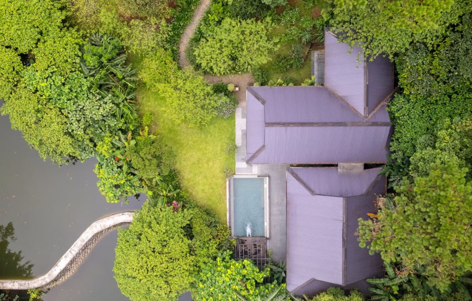 Five Bedroom Villa with Pool